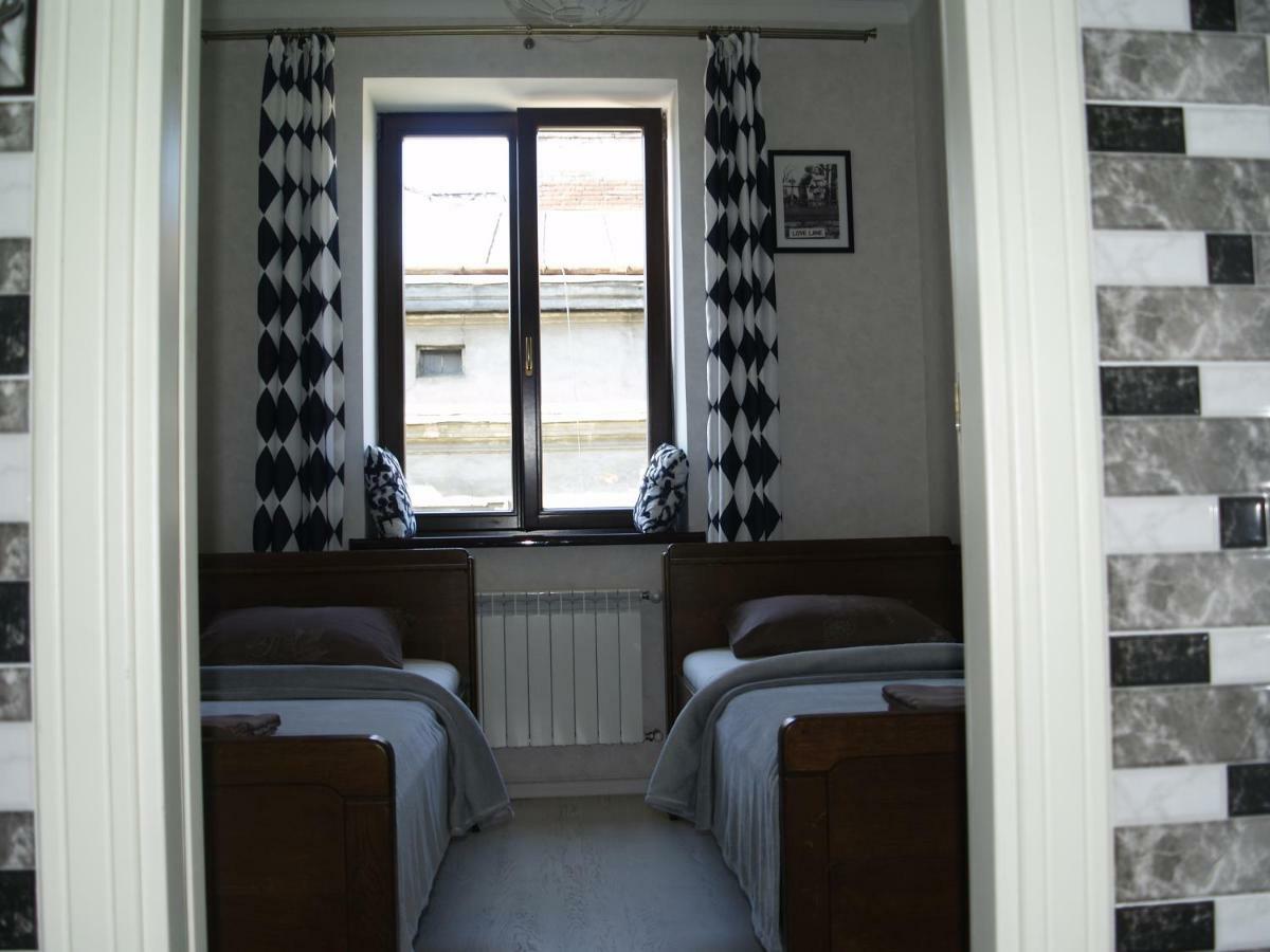 Ferienwohnung Monro - Heart Of Lemberg Exterior foto